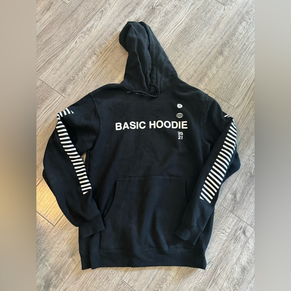 Pretty Basic merch Alisha Marie Remi Cruz basic hoodie medium